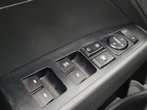 Used 2019 Hyundai Elantra SE w/ Cargo Package FWD image 27