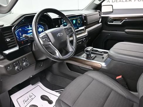 Certified 2023 Chevrolet Silverado 1500 RST AWD/4WD image 18