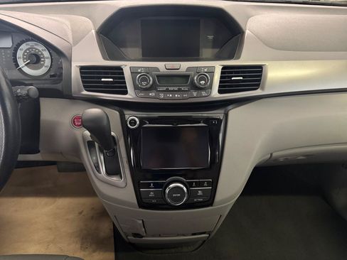Used 2017 Honda Odyssey EX-L image 8