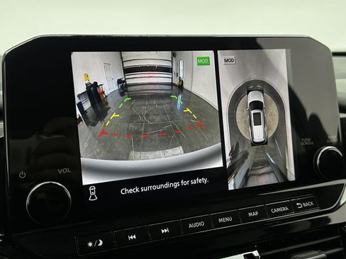 Used 2022 Nissan Pathfinder SL image 23