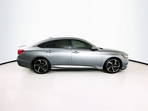 Used 2020 Honda Accord Sport image 10