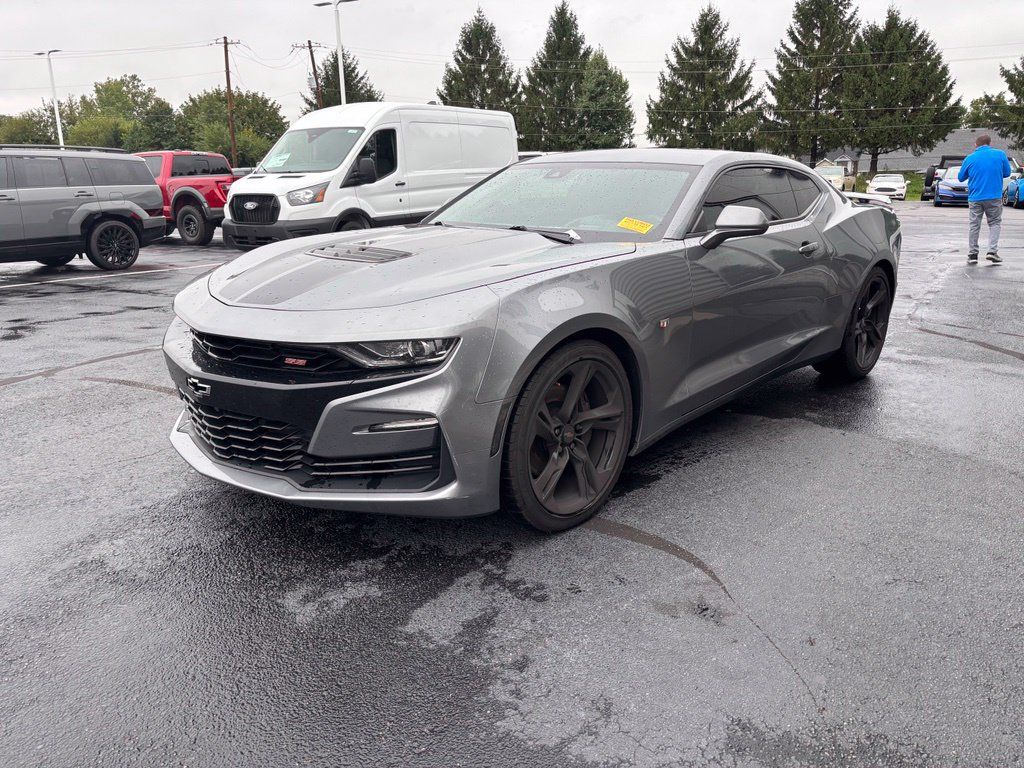 Used 2019 Chevrolet Camaro SS RWD image 2