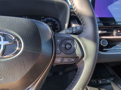 Used 2026 Toyota Corolla Cross XSE w/ Convenience Package image 14