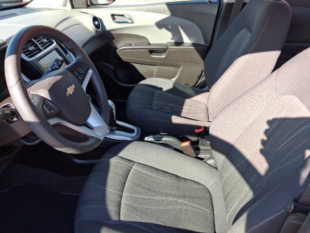 Used 2019 Chevrolet Sonic LT FWD image 10