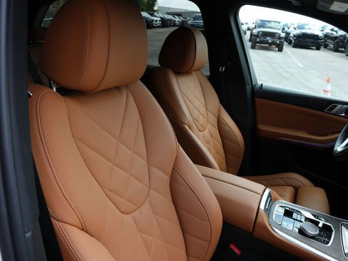 Used 2025 BMW X5 sDrive40i RWD image 22