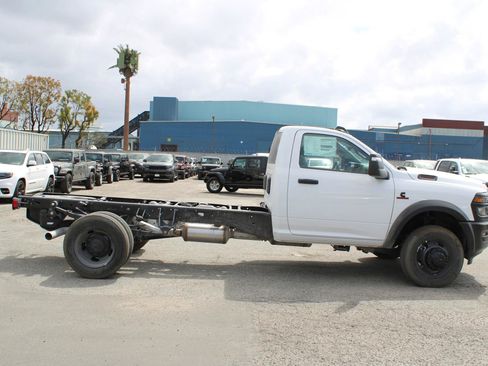 New 2025 RAM 4500 Tradesman RWD image 3