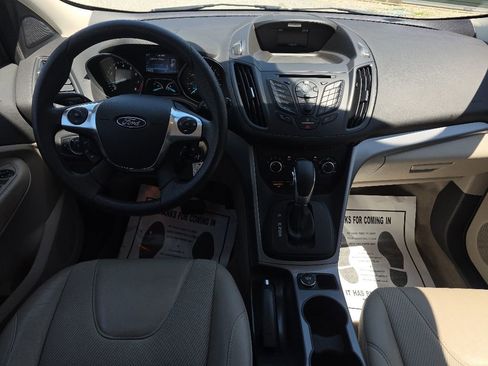 Used 2016 Ford Escape SE w/ SE Chrome Package FWD image 20