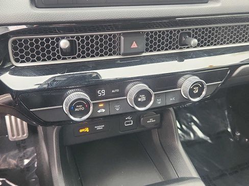 Used 2024 Honda Civic Sport image 15