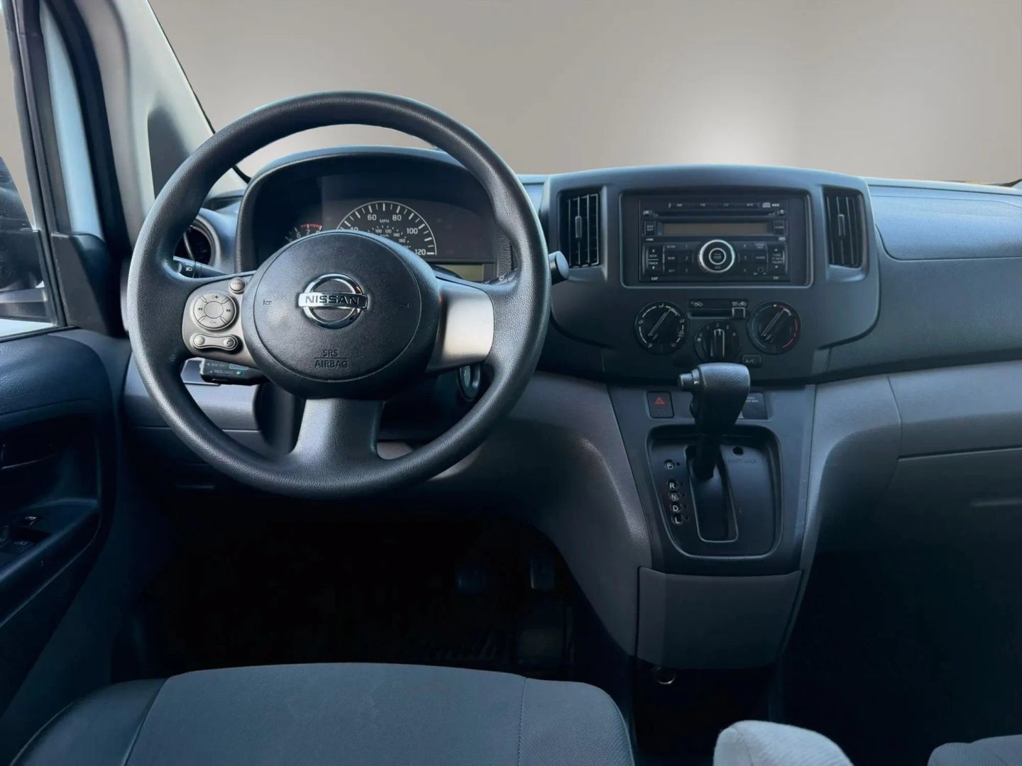 Used 2016 Nissan NV200 S FWD image 17