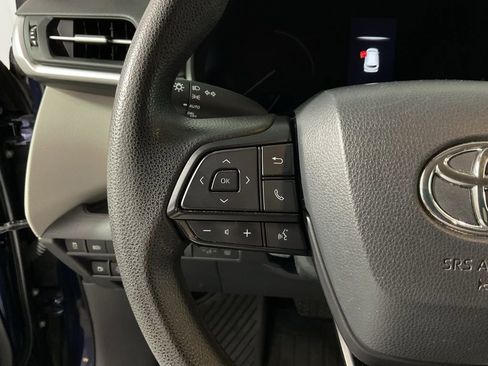 Used 2023 Toyota Sienna LE AWD/4WD image 22