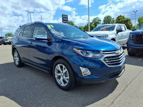 Certified 2021 Chevrolet Equinox Premier w/ LPO, Floor Liner Package FWD image 3