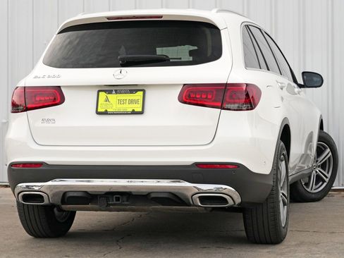Used 2021 Mercedes-Benz GLC 300 w/ Premium Package image 4