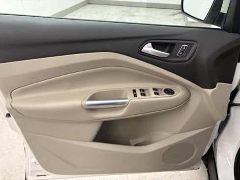Used 2013 Ford Escape SE FWD image 22
