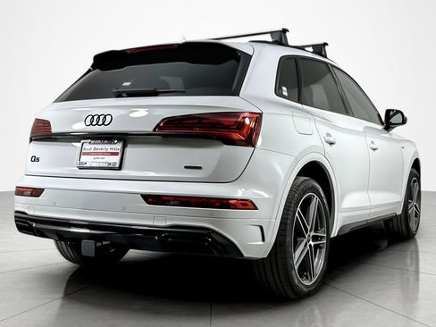 Used 2025 Audi Q5 e Premium Plus w/ Premium Plus Package image 5