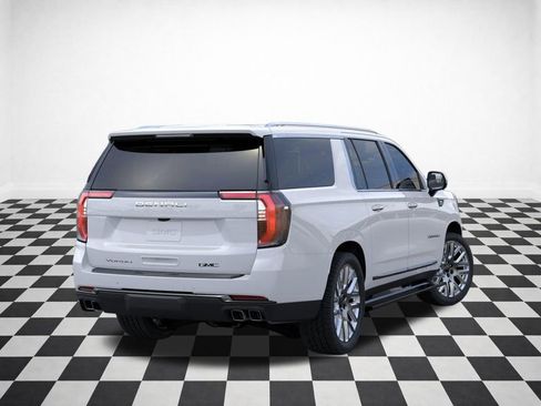 New 2026 GMC Yukon XL Denali Ultimate w/ LPO, Floor Liner Package AWD/4WD image 34