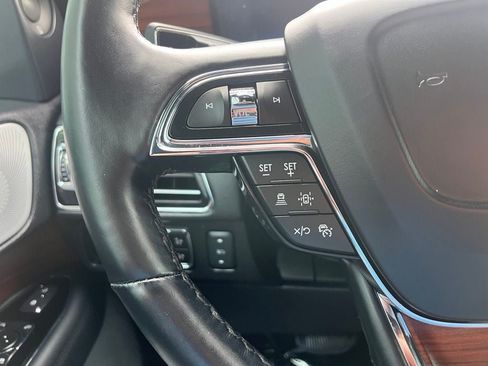 Certified 2024 Lincoln Navigator L Reserve AWD/4WD image 30