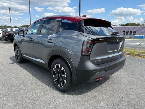 New 2025 Nissan Kicks SV w/ SV Premium Package image 7