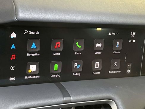 Certified 2025 Porsche Taycan AWD/4WD image 27