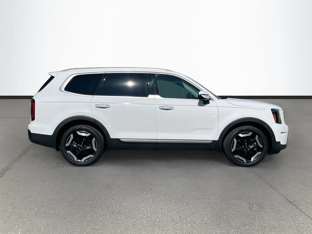 Used 2024 Kia Telluride S w/ S Sunroof Package AWD/4WD image 8