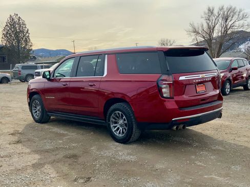 Used 2021 Chevrolet Suburban High Country image 3