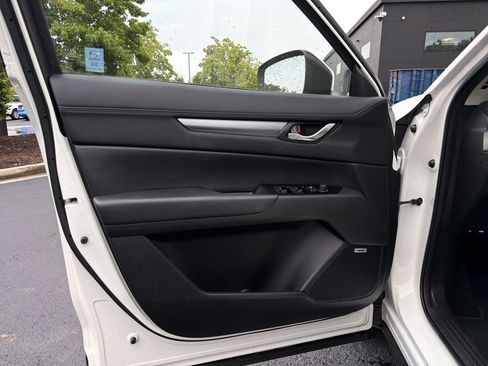 Used 2019 MAZDA CX-5 Touring FWD image 16