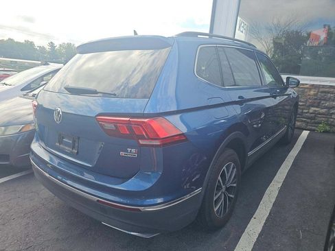 Used 2018 Volkswagen Tiguan SE w/ Panoramic Sunroof Package AWD/4WD image 9