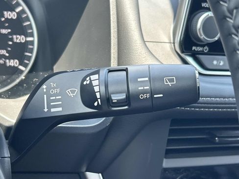 New 2026 Nissan Rogue SV FWD image 31