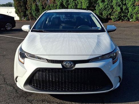 Certified 2020 Toyota Corolla LE FWD image 30