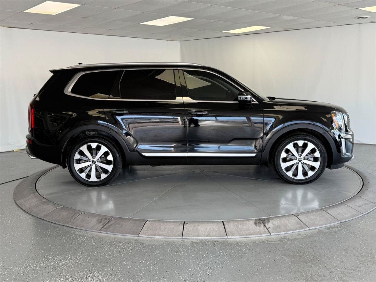 Used 2022 Kia Telluride SX AWD/4WD image 8