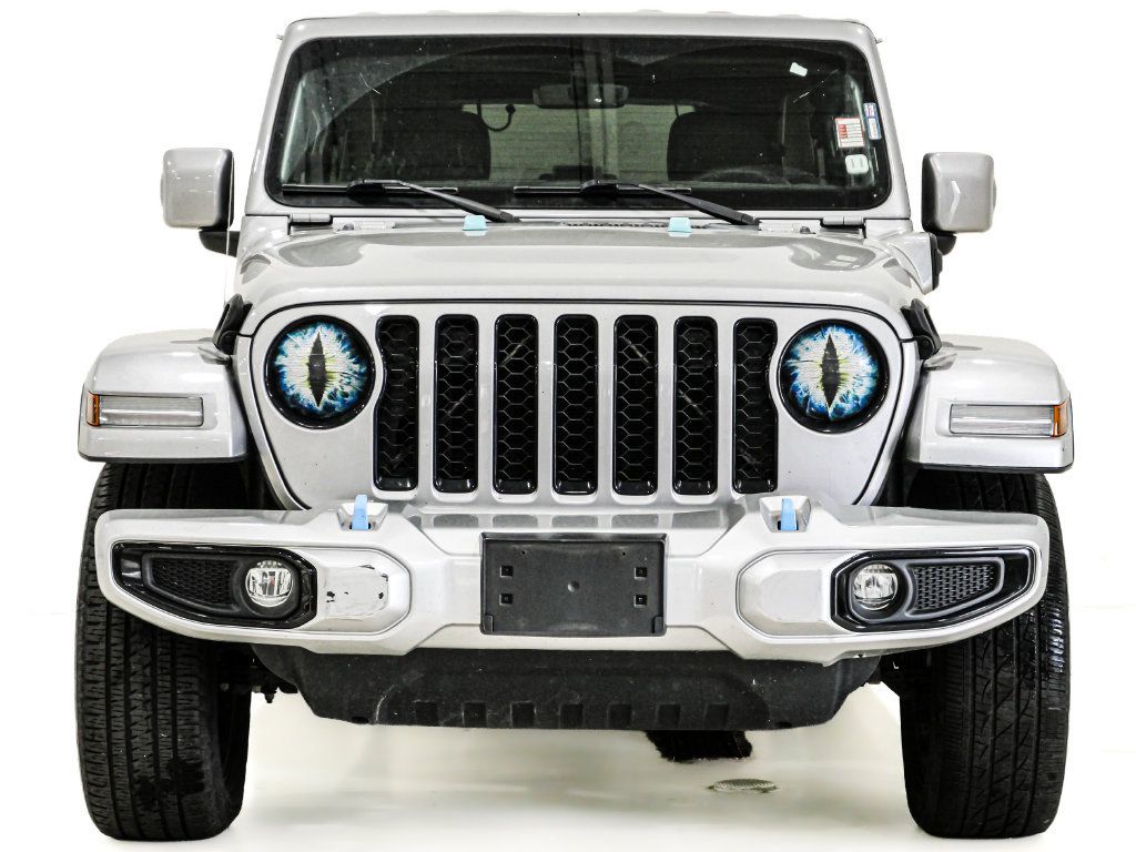 Used 2021 Jeep Wrangler Unlimited Sahara AWD/4WD image 2