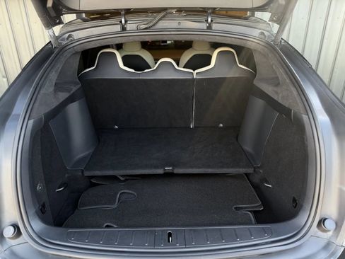 Used 2020 Tesla Model X Long Range image 19