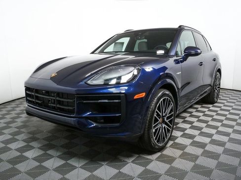 New 2026 Porsche Cayenne AWD image 1