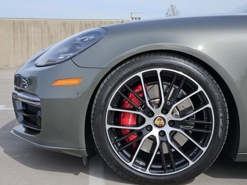 Certified 2023 Porsche Panamera GTS image 13
