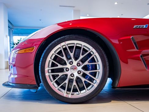 Used 2011 Chevrolet Corvette ZR1 image 3
