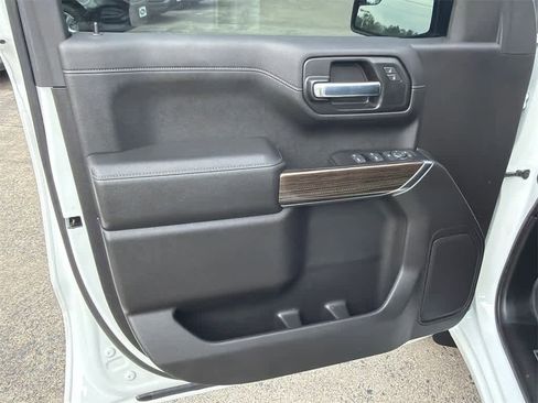 Used 2020 Chevrolet Silverado 1500 LT w/ All-Star Edition image 11