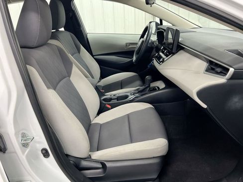 Used 2023 Toyota Corolla LE FWD image 22