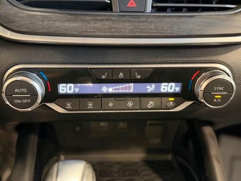 Used 2023 Nissan Altima 2.5 SL AWD/4WD image 34