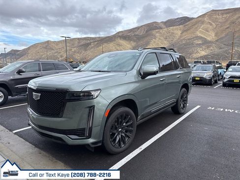 Used 2024 Cadillac Escalade Sport w/ LPO, ONYX Package image 1