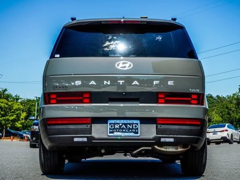 Certified 2025 Hyundai Santa Fe SEL FWD image 12