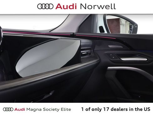 Certified 2025 Audi Q5 Premium w/ Premium Plus AWD/4WD image 8