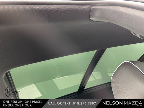 Used 2025 Volkswagen Atlas Cross Sport SEL Premium R-Line image 32