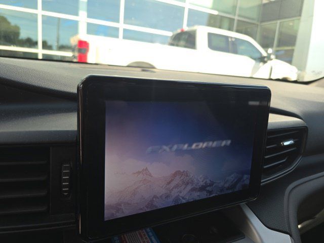 Used 2022 Ford Explorer 2WD image 10