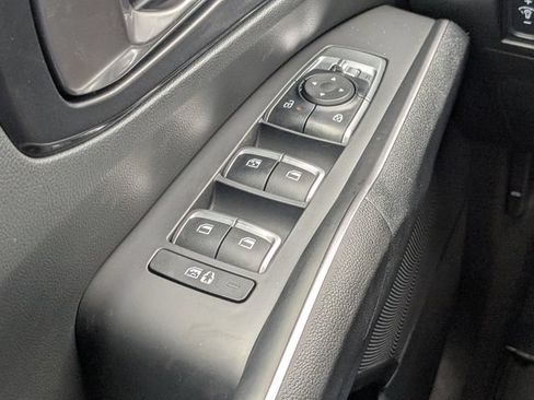 Certified 2024 Kia Sorento S FWD image 26