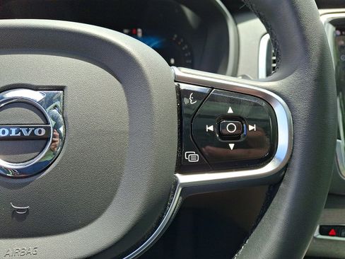 Certified 2023 Volvo XC90 B6 Ultimate w/ Protection Package AWD/4WD image 25