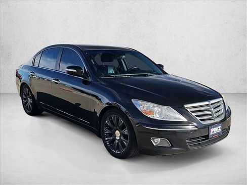 Used 2011 Hyundai Genesis 3.8 w/ Premium Navigation Pkg 3 image 3