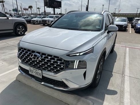 Used 2022 Hyundai Santa Fe Limited w/ Cargo Package image 2