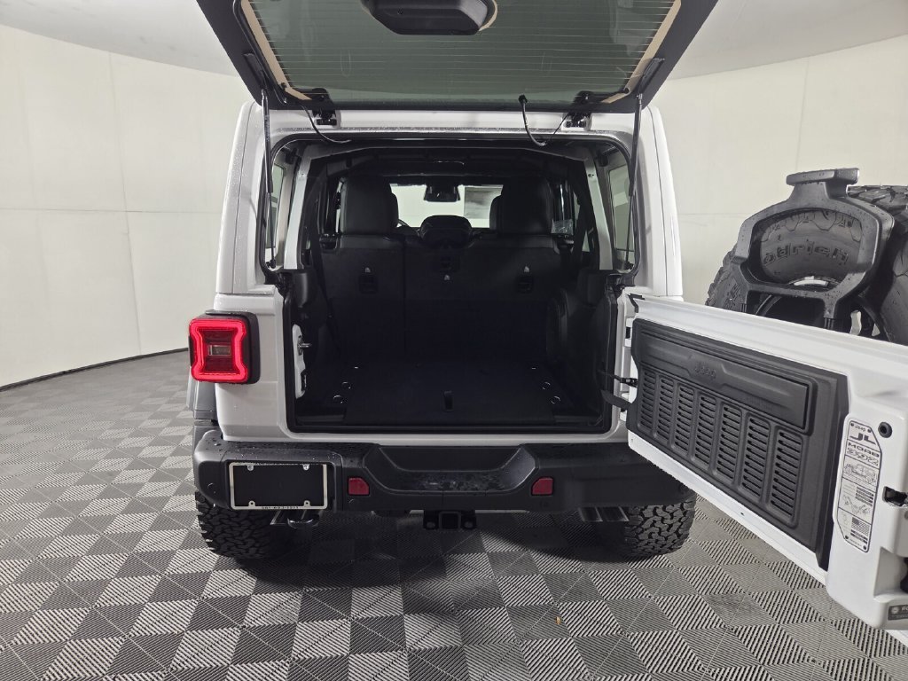 New 2027 Jeep Wrangler Unlimited Rubicon 392 AWD/4WD image 40