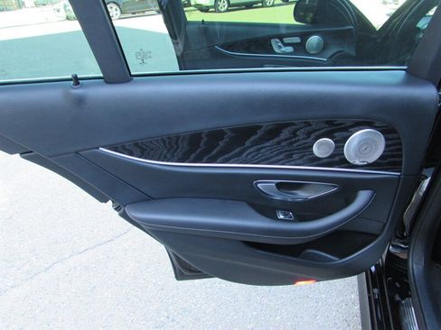 Used 2021 Mercedes-Benz E 350 Sedan image 22