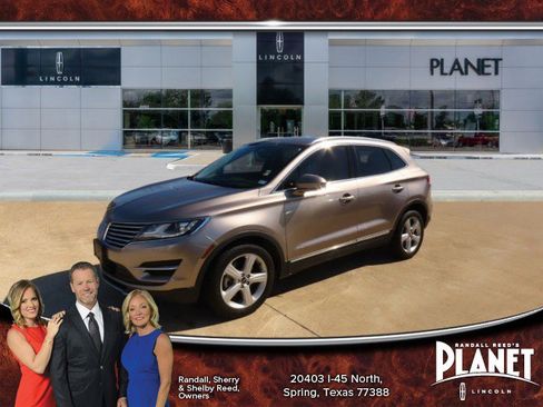 Used 2018 Lincoln MKC Premiere image 1