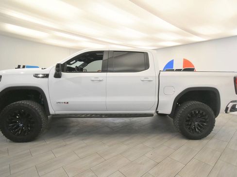 Used 2023 GMC Sierra 1500 AT4 w/ AT4 Premium Package image 2